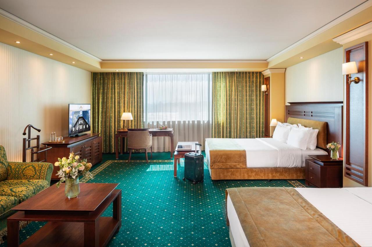 Grand Hotel 5*
