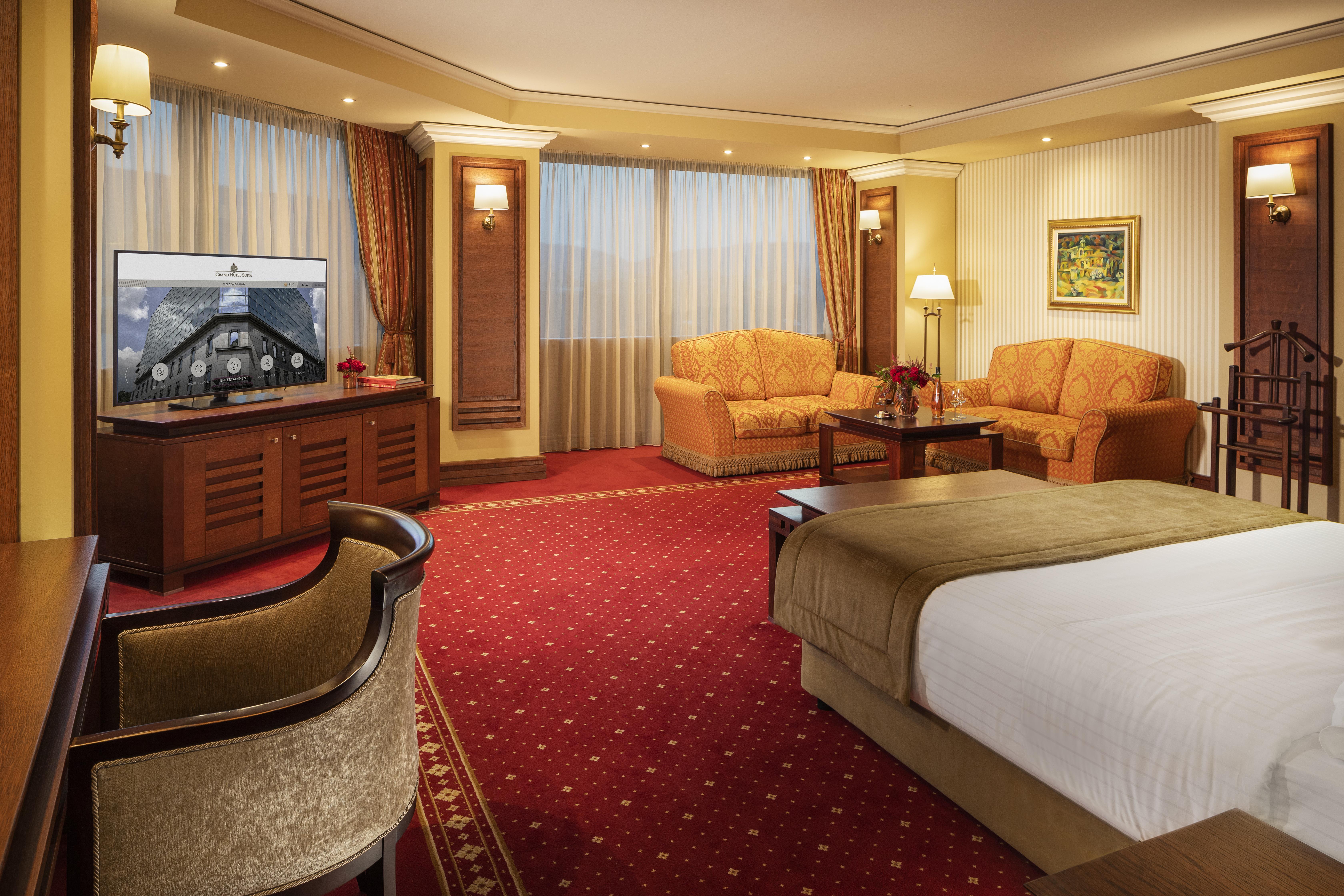 Hotel Grand 5*